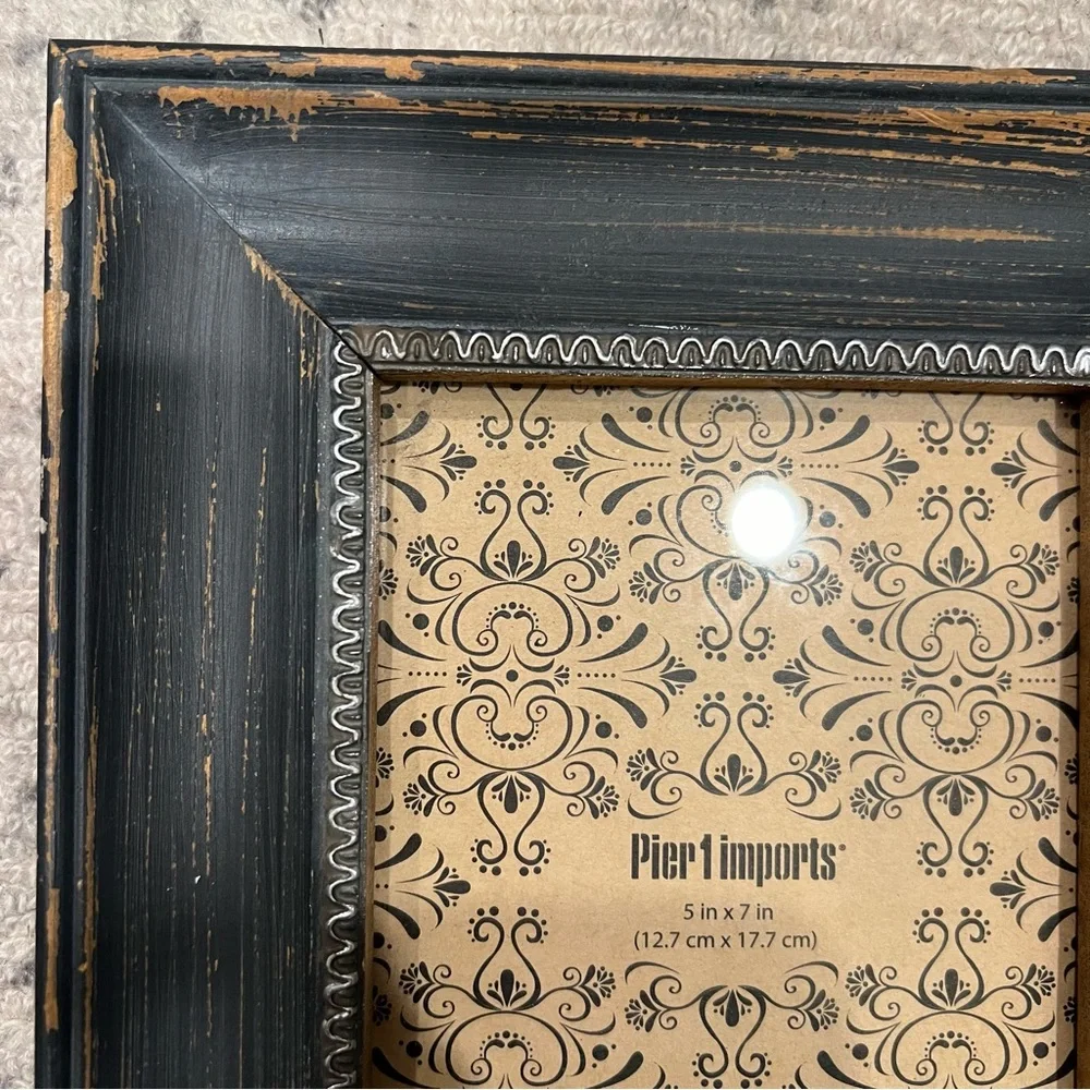 NWT PIER 1 Imports distressed wood brown photo frame 5x7